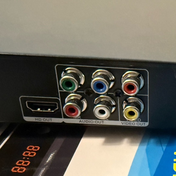 FANG Black DVD Player for TV - Picture 4 of 6